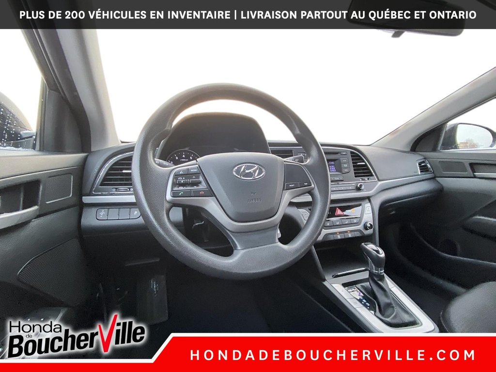 Hyundai Elantra LE 2017 à Terrebonne, Québec - 26 - w1024h768px