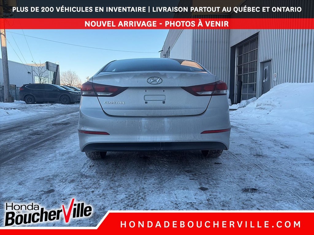 Hyundai Elantra LE 2017 à Terrebonne, Québec - 7 - w1024h768px