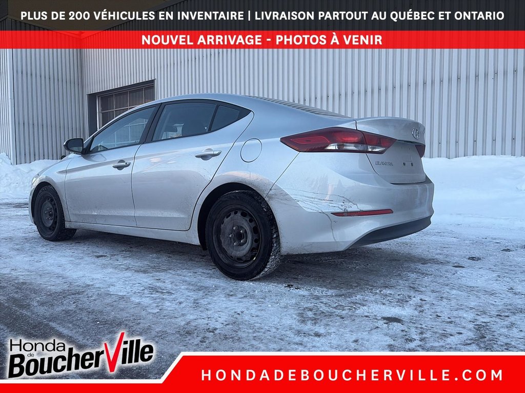 Hyundai Elantra LE 2017 à Terrebonne, Québec - 5 - w1024h768px