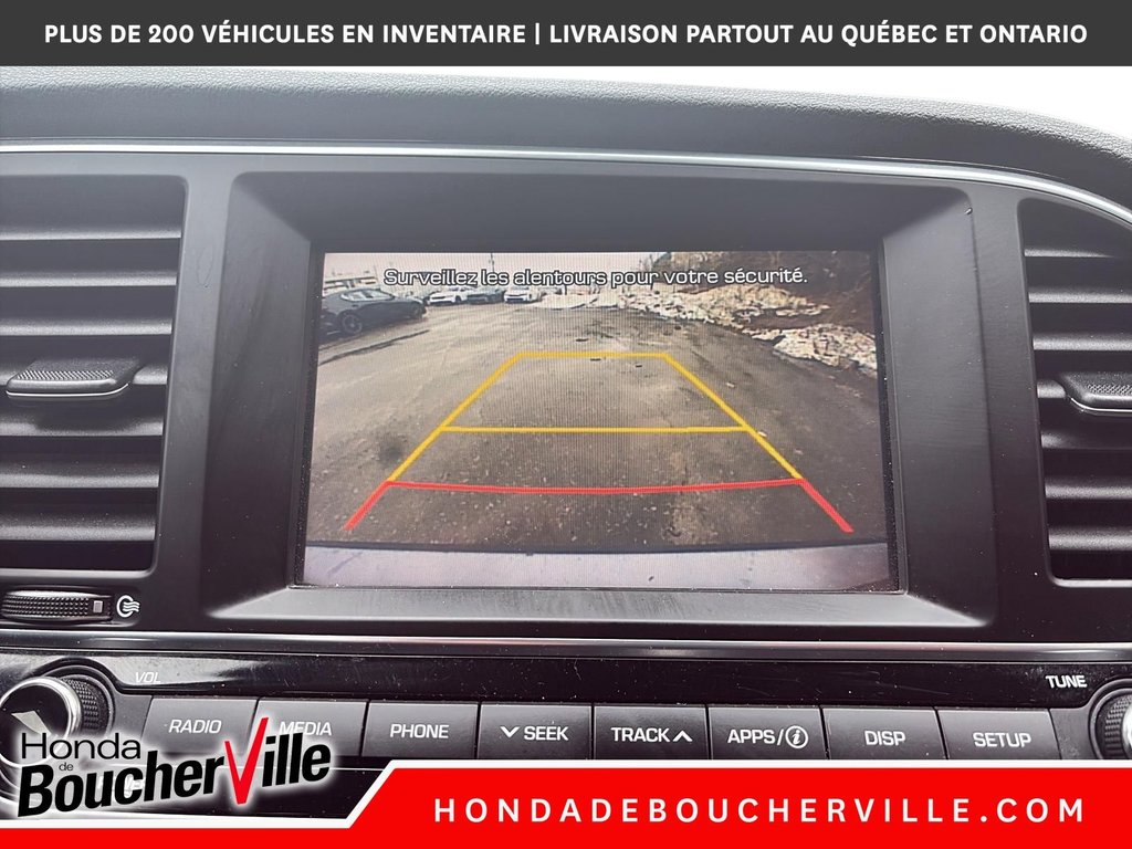 Hyundai Elantra GLS 2017 à Terrebonne, Québec - 32 - w1024h768px