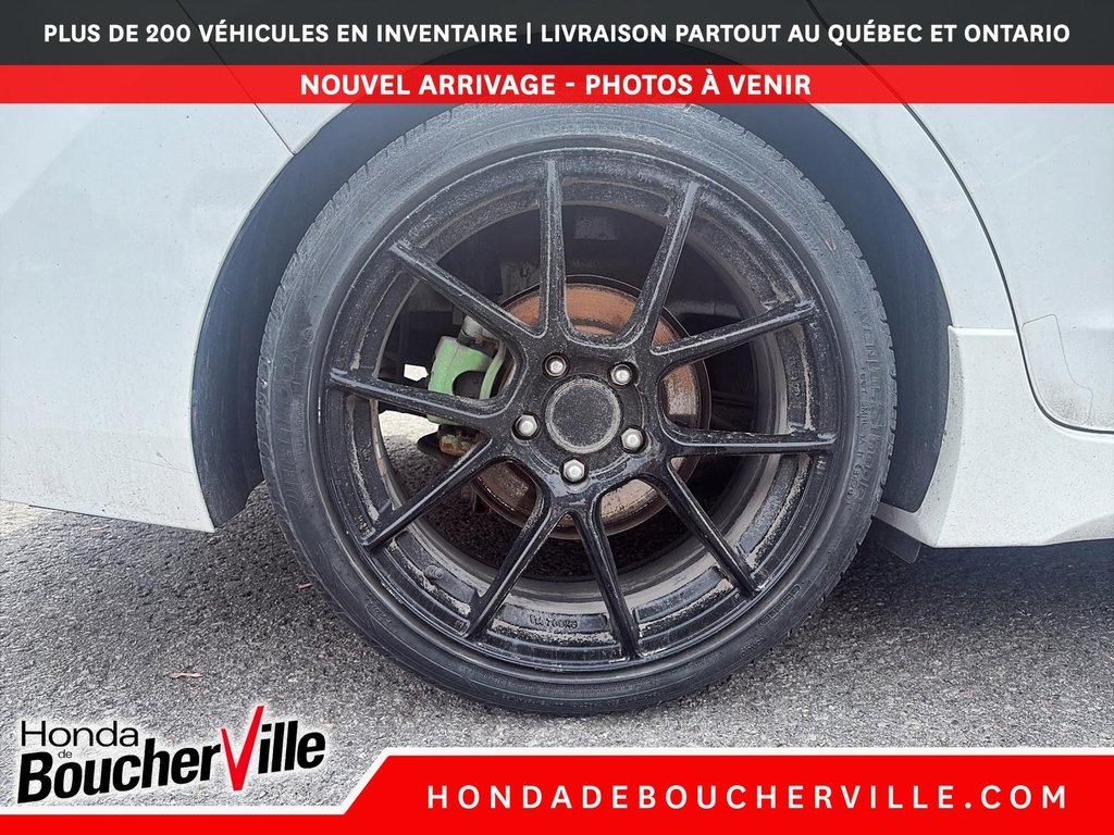 2018 Hyundai Elantra Sport in Terrebonne, Quebec - 15 - w1024h768px