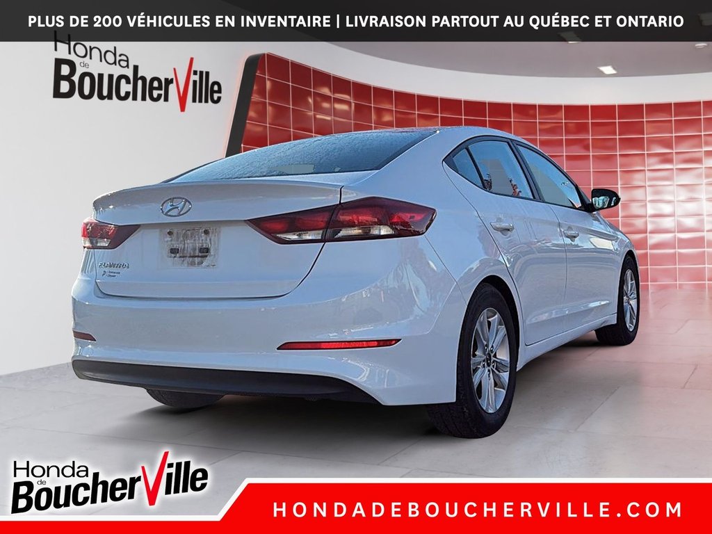 2018 Hyundai Elantra LE in Terrebonne, Quebec - 9 - w1024h768px