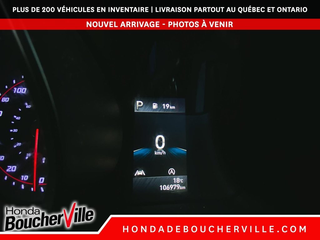 Hyundai Elantra Essential 2021 à Terrebonne, Québec - 21 - w1024h768px