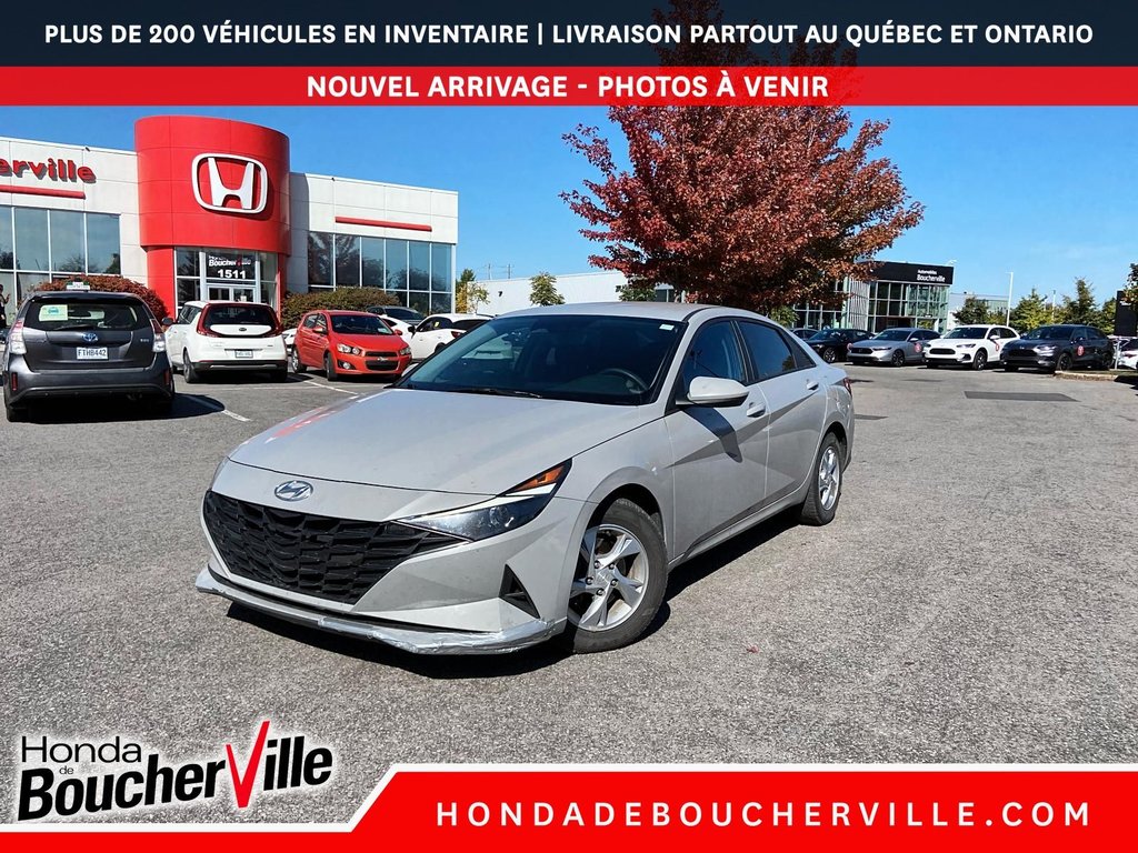 Hyundai Elantra Essential 2021 à Terrebonne, Québec - 1 - w1024h768px