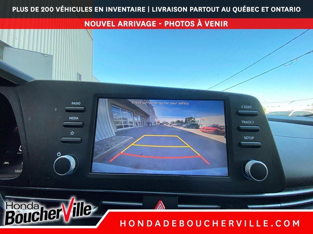 Hyundai Elantra Essential 2021 à Terrebonne, Québec - 29 - w1024h768px