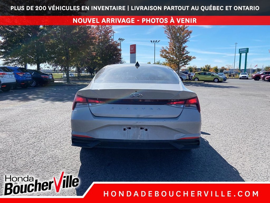 Hyundai Elantra Essential 2021 à Terrebonne, Québec - 9 - w1024h768px