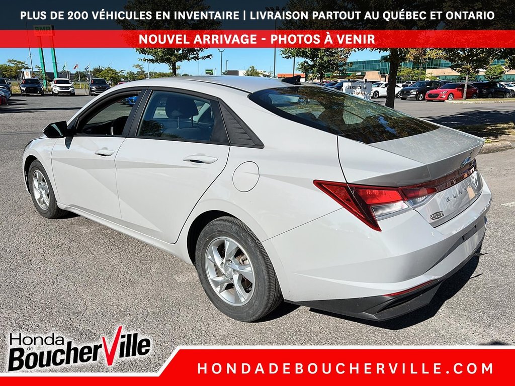 2022 Hyundai Elantra Essential in Terrebonne, Quebec - 11 - w1024h768px