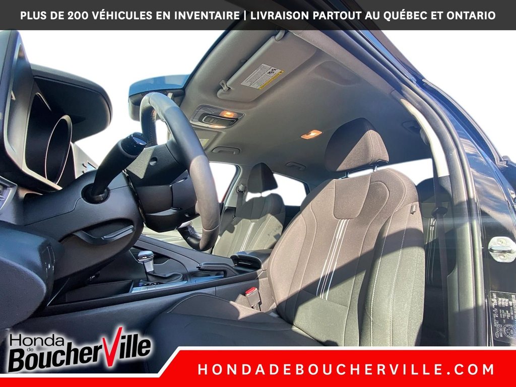 2022 Hyundai Elantra Preferred in Terrebonne, Quebec - 18 - w1024h768px