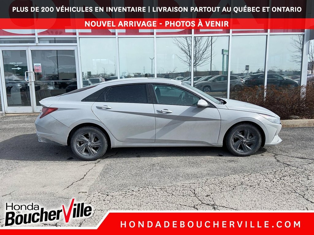 2023 Hyundai Elantra Preferred in Terrebonne, Quebec - 9 - w1024h768px