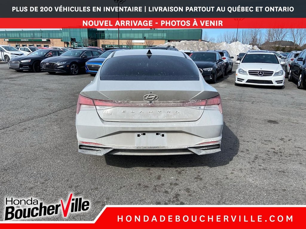 Hyundai Elantra Preferred 2023 à Terrebonne, Québec - 11 - w1024h768px