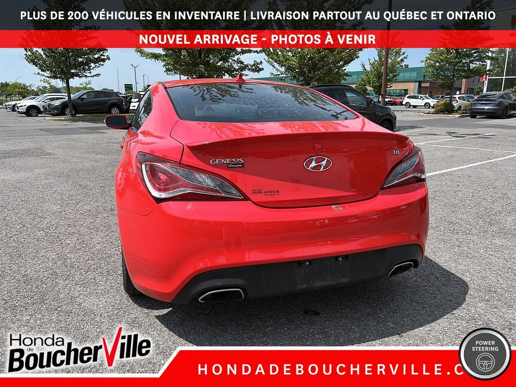 2015 Hyundai Genesis Coupe Premium in Terrebonne, Quebec - 13 - w1024h768px
