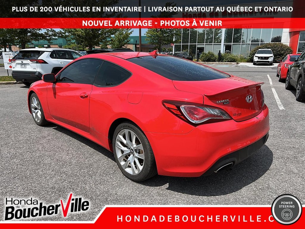 2015 Hyundai Genesis Coupe Premium in Terrebonne, Quebec - 11 - w1024h768px