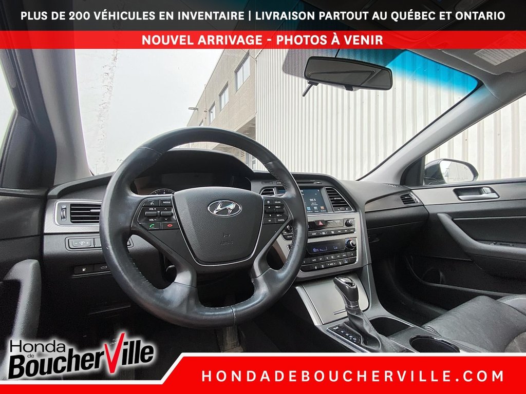 2016 Hyundai Sonata 2.4L Sport Tech in Terrebonne, Quebec - 21 - w1024h768px