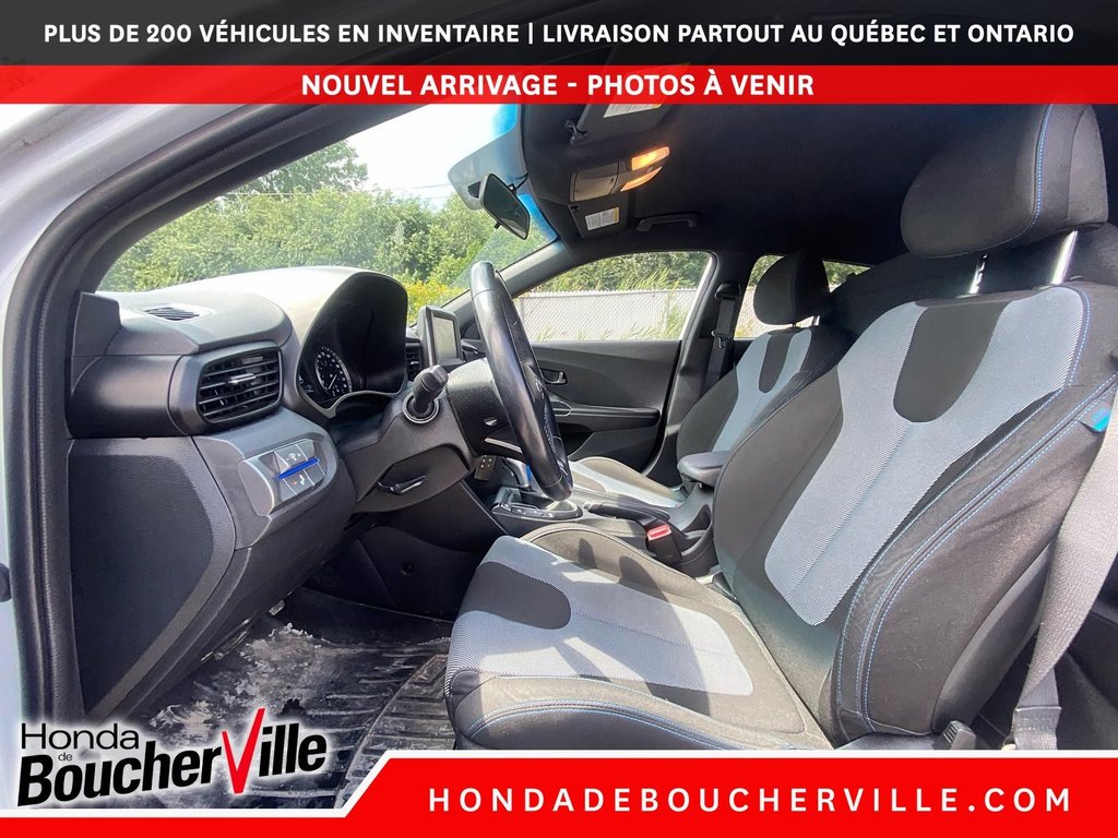 Hyundai Veloster 2.0 GL 2019 à Terrebonne, Québec - 17 - w1024h768px
