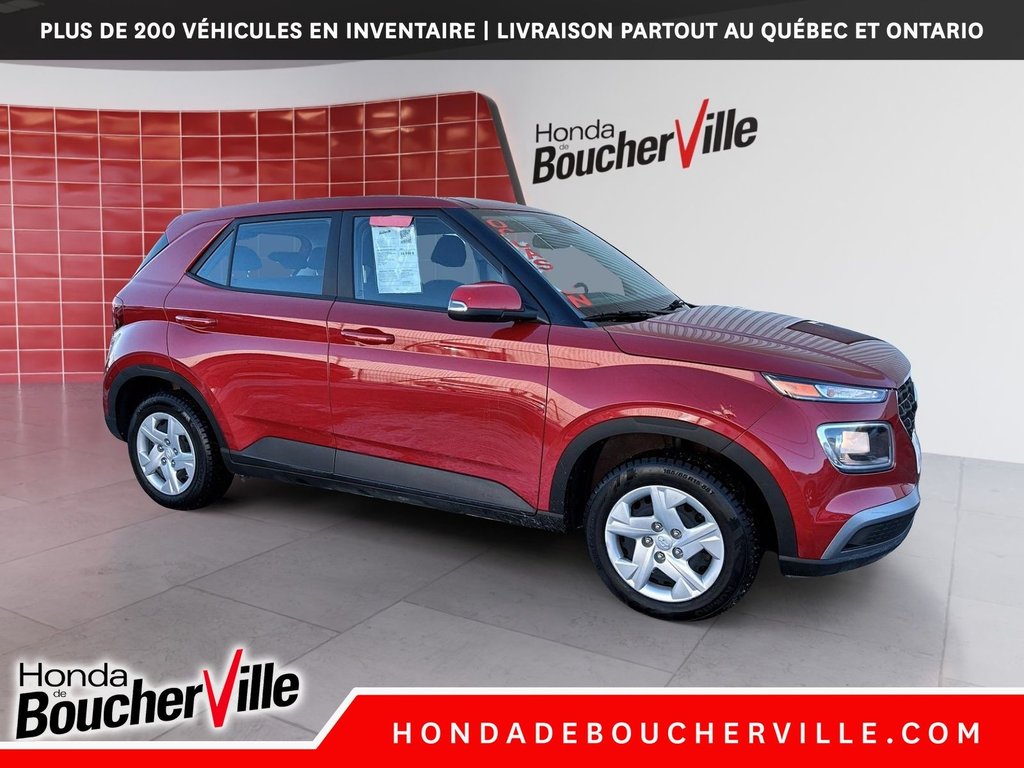 2021 Hyundai Venue Essential in Terrebonne, Quebec - 9 - w1024h768px