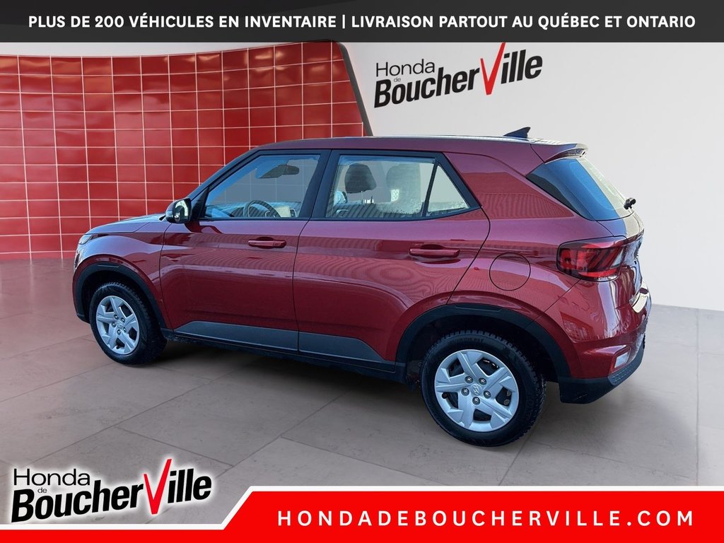 2021 Hyundai Venue Essential in Terrebonne, Quebec - 15 - w1024h768px