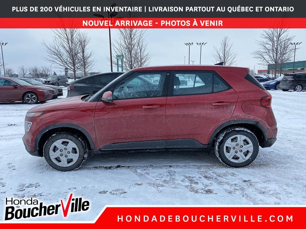 2021 Hyundai Venue Essential in Terrebonne, Quebec - 7 - w1024h768px