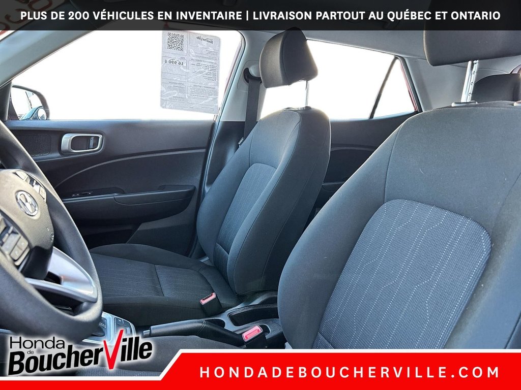 2021 Hyundai Venue Essential in Terrebonne, Quebec - 19 - w1024h768px