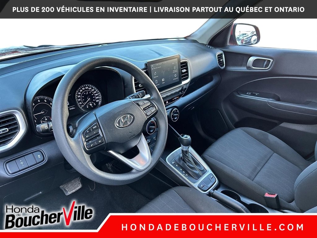 2021 Hyundai Venue Essential in Terrebonne, Quebec - 21 - w1024h768px