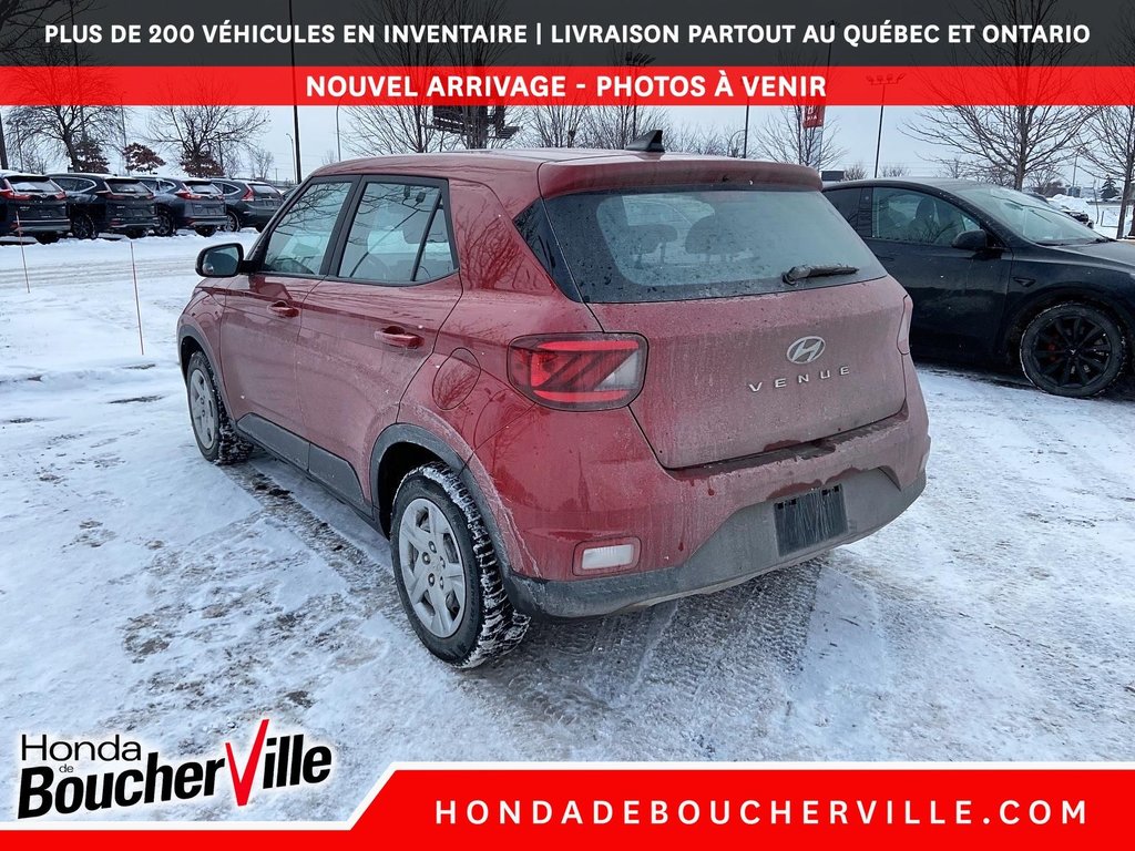 2021 Hyundai Venue Essential in Terrebonne, Quebec - 9 - w1024h768px