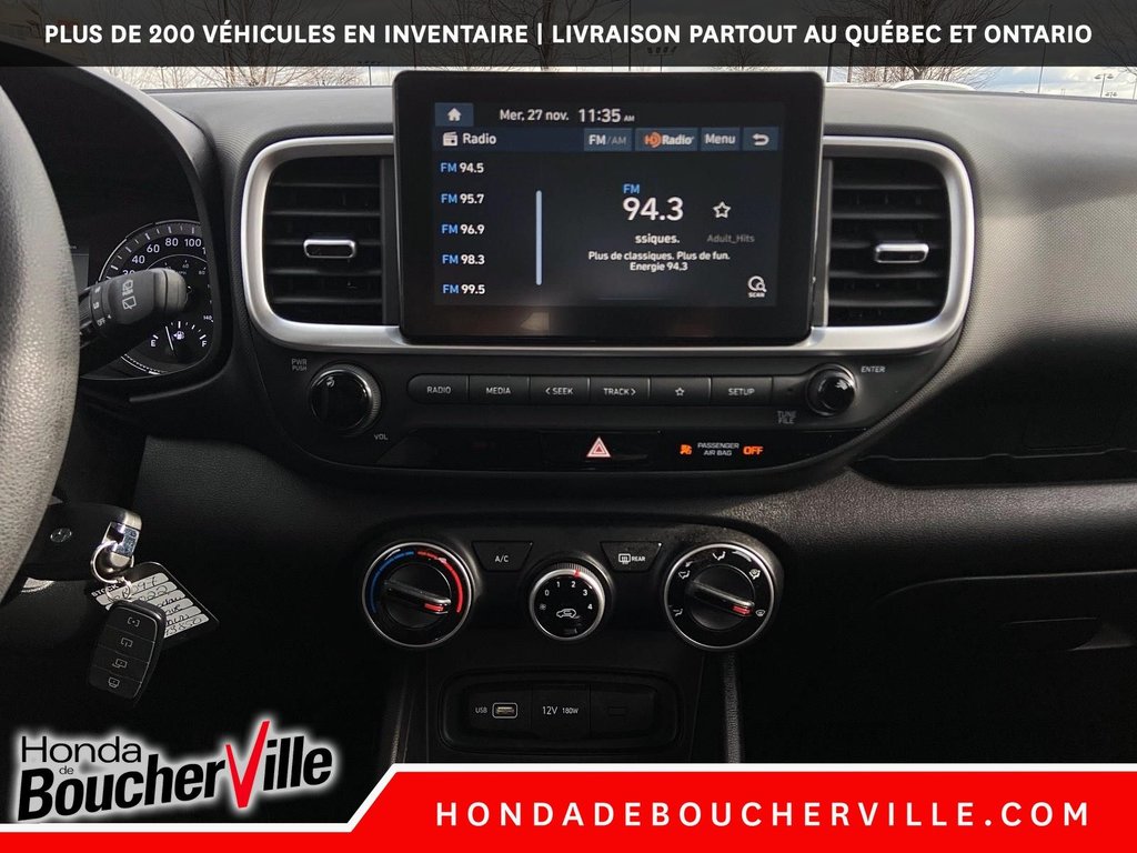 2022 Hyundai Venue Essential in Terrebonne, Quebec - 19 - w1024h768px