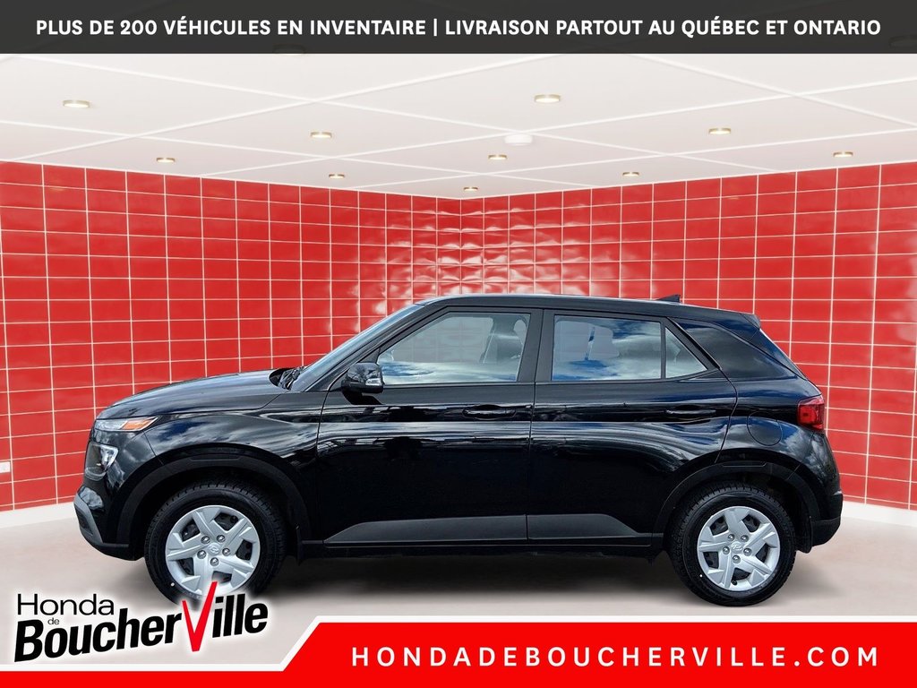 2022 Hyundai Venue Essential in Terrebonne, Quebec - 13 - w1024h768px