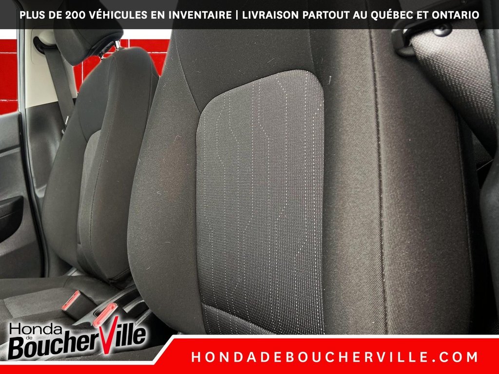 2022 Hyundai Venue Essential in Terrebonne, Quebec - 15 - w1024h768px