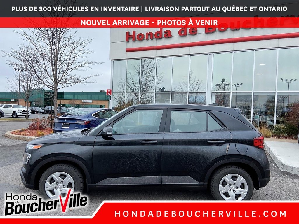 2022 Hyundai Venue Essential in Terrebonne, Quebec - 13 - w1024h768px