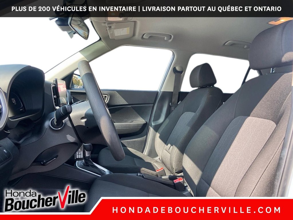 Hyundai Venue Essential 2023 à Terrebonne, Québec - 17 - w1024h768px