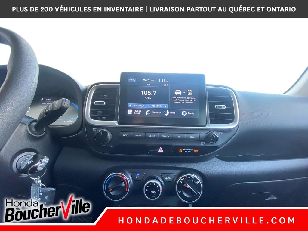 Hyundai Venue Essential 2023 à Terrebonne, Québec - 26 - w1024h768px