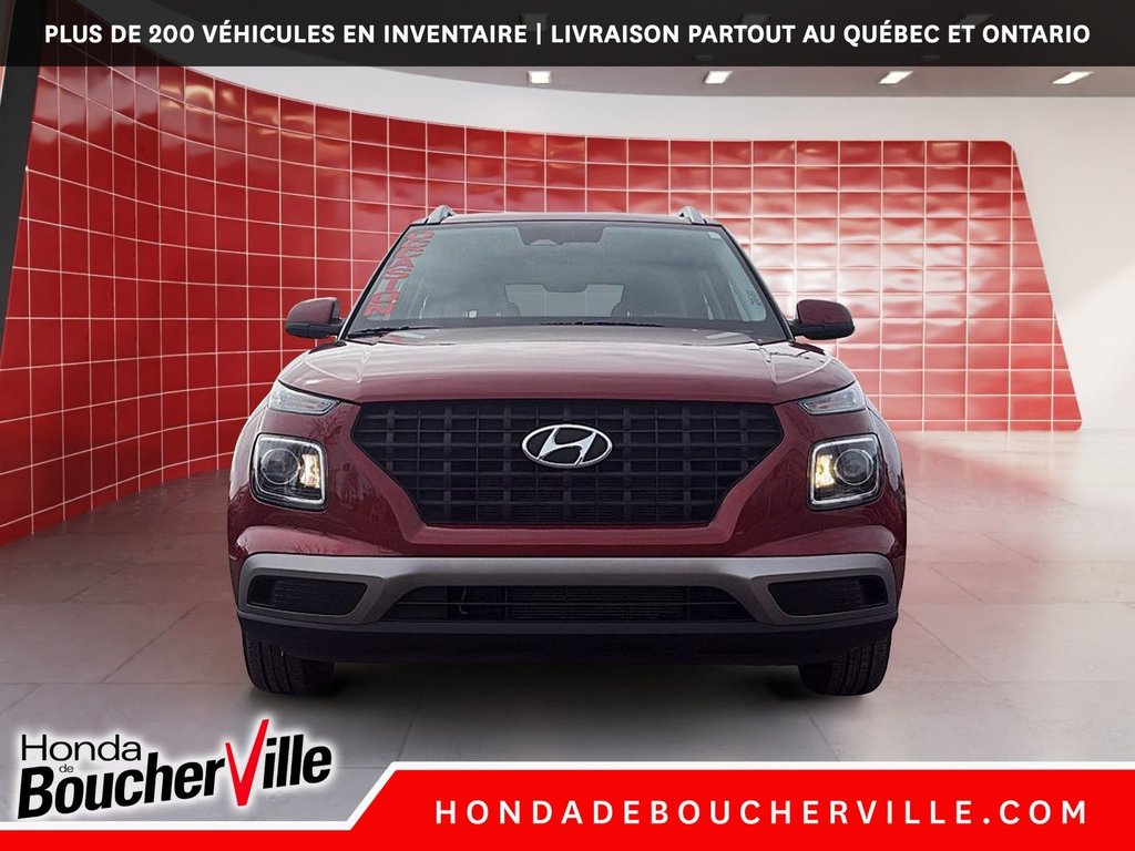 2024 Hyundai Venue Preferred in Terrebonne, Quebec - 13 - w1024h768px