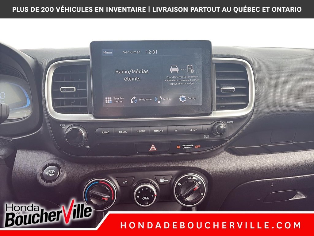 2024 Hyundai Venue Preferred in Terrebonne, Quebec - 27 - w1024h768px