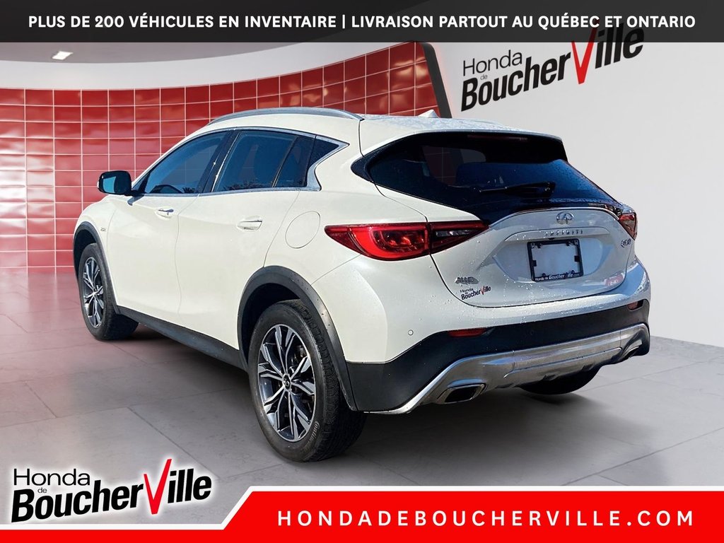 Infiniti QX30 LUXURY 2017 à Terrebonne, Québec - 12 - w1024h768px