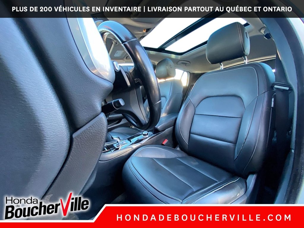 Infiniti QX30 LUXURY 2017 à Terrebonne, Québec - 22 - w1024h768px