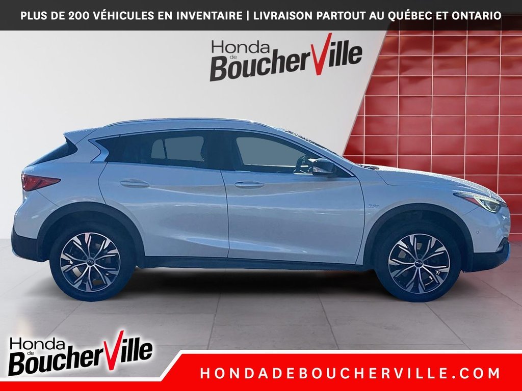 Infiniti QX30 LUXURY 2017 à Terrebonne, Québec - 6 - w1024h768px