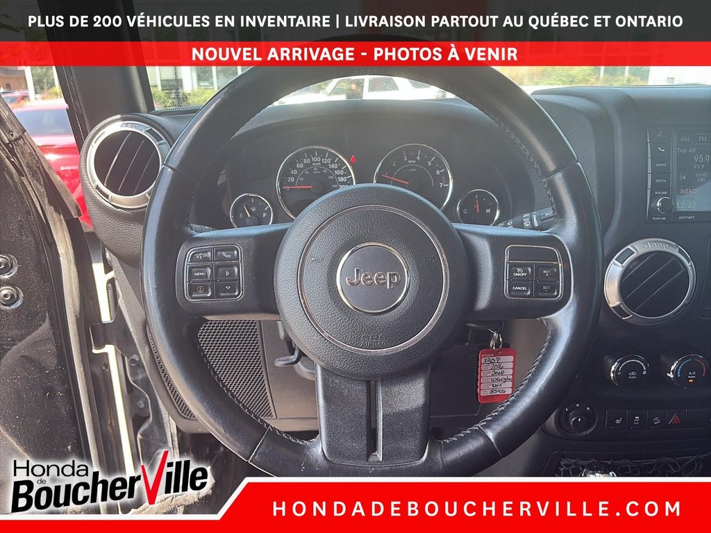 2016 Jeep Wrangler Unlimited Sahara in Terrebonne, Quebec - 25 - w1024h768px