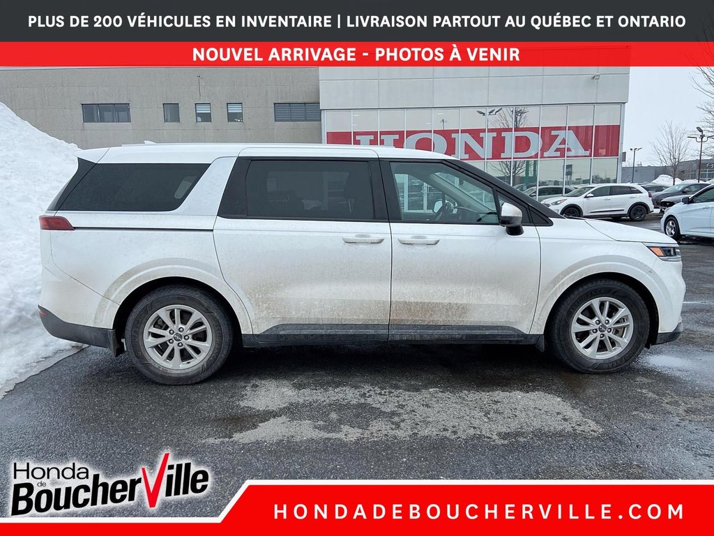 Kia Carnival LX 2022 à Terrebonne, Québec - 9 - w1024h768px