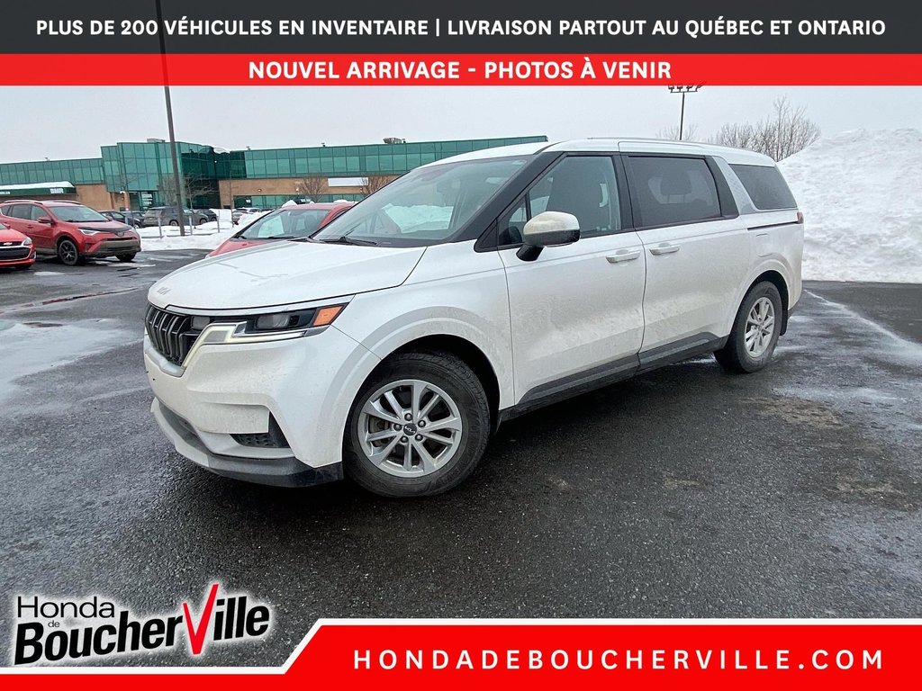 Kia Carnival LX 2022 à Terrebonne, Québec - 1 - w1024h768px