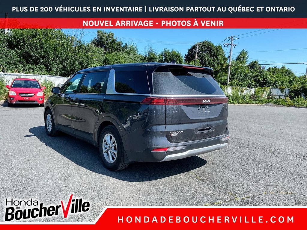 Kia Carnival LX 2023 à Terrebonne, Québec - 13 - w1024h768px