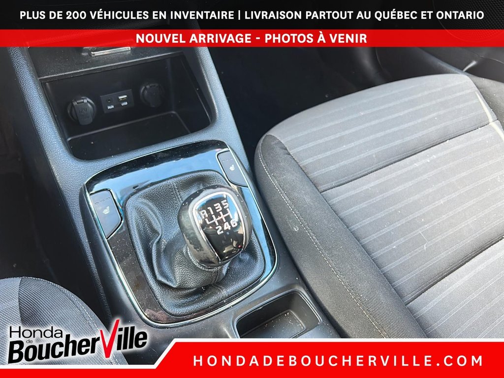 2017 Kia Forte Koup EX in Terrebonne, Quebec - 19 - w1024h768px