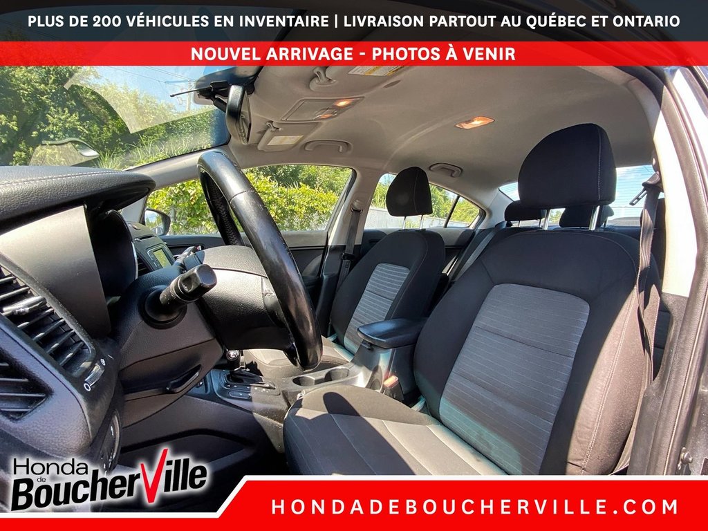 2016 Kia Forte EX in Terrebonne, Quebec - 17 - w1024h768px
