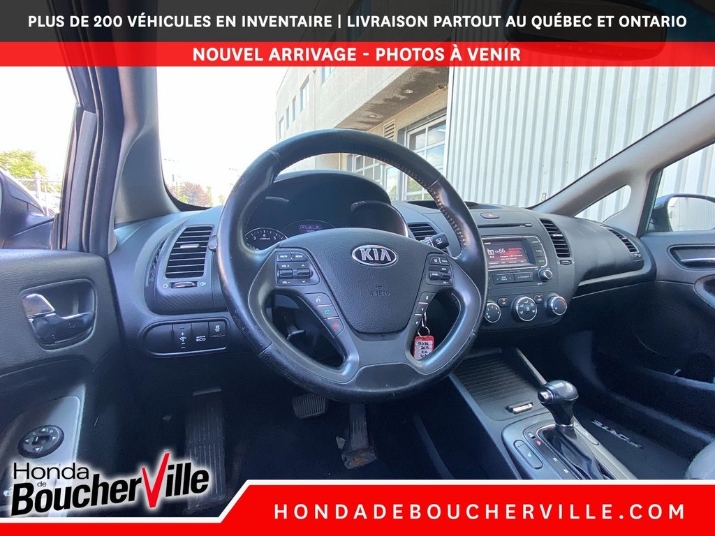 2016 Kia Forte EX in Terrebonne, Quebec - 23 - w1024h768px