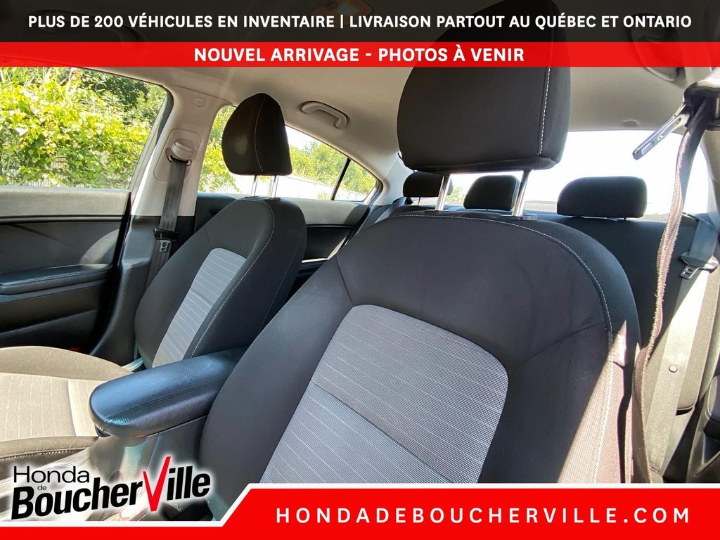 2016 Kia Forte EX in Terrebonne, Quebec - 19 - w1024h768px