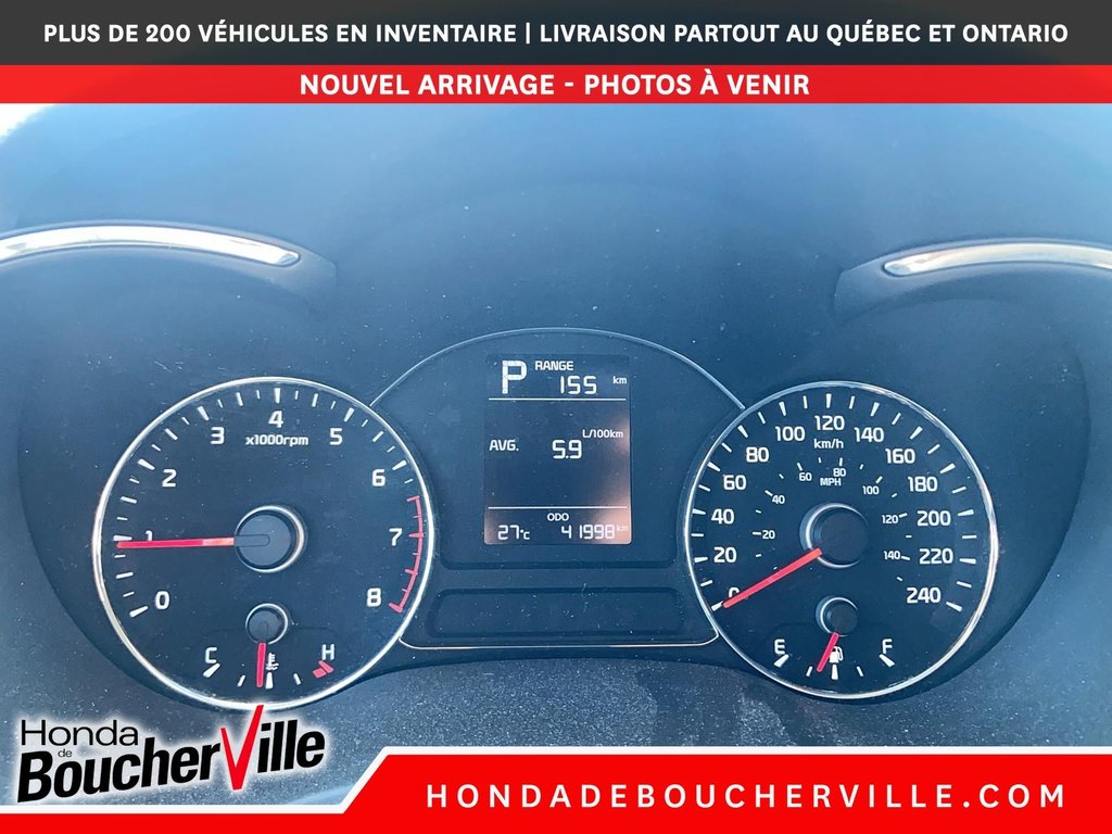 2017 Kia Forte LX in Terrebonne, Quebec - 17 - w1024h768px