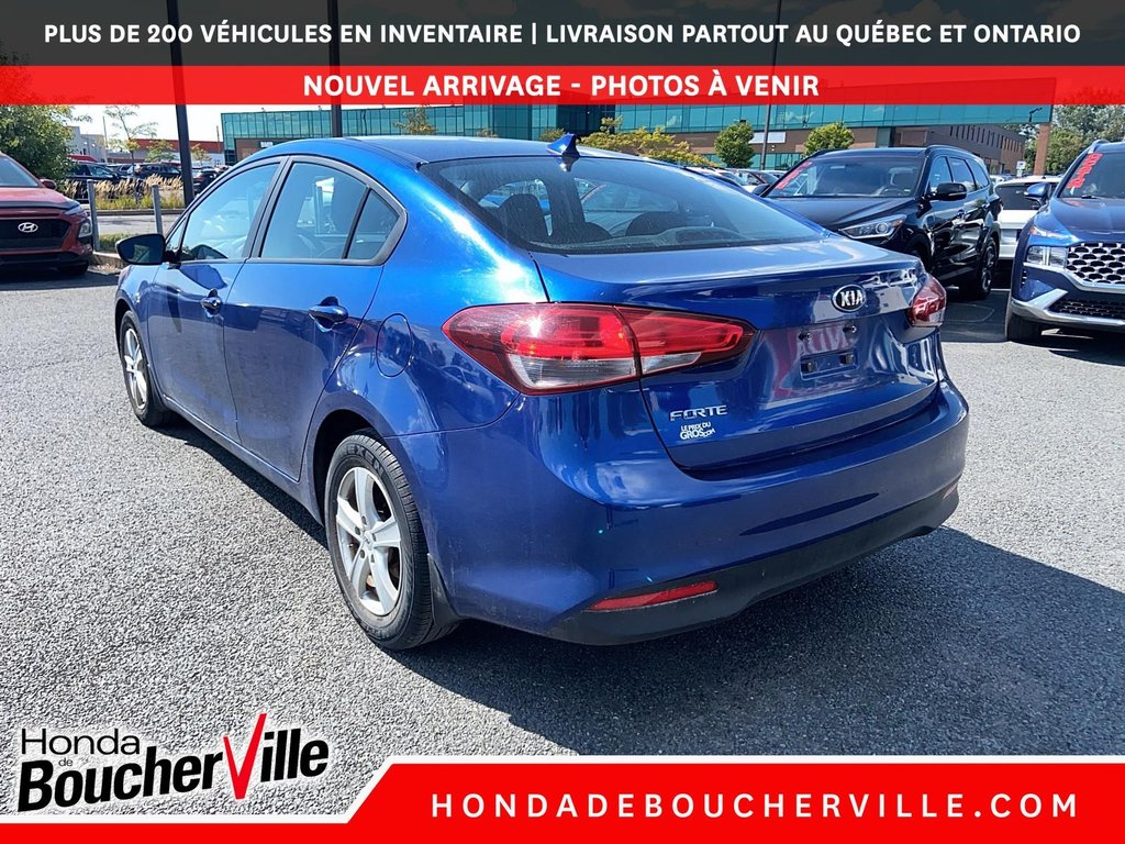 2017 Kia Forte LX in Terrebonne, Quebec - 11 - w1024h768px
