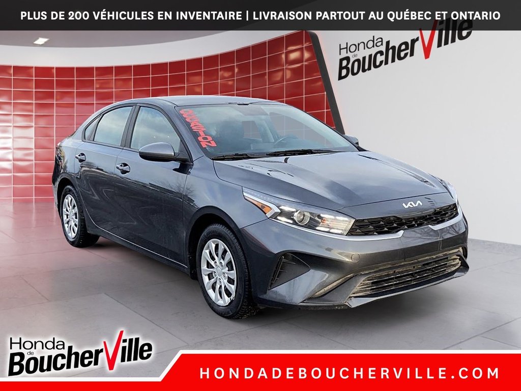 2023 Kia Forte LX in Terrebonne, Quebec - 3 - w1024h768px