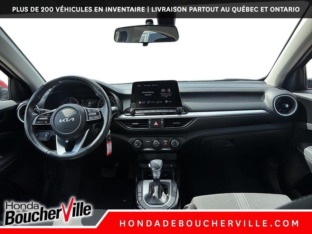 2023 Kia Forte EX in Terrebonne, Quebec - 19 - w1024h768px