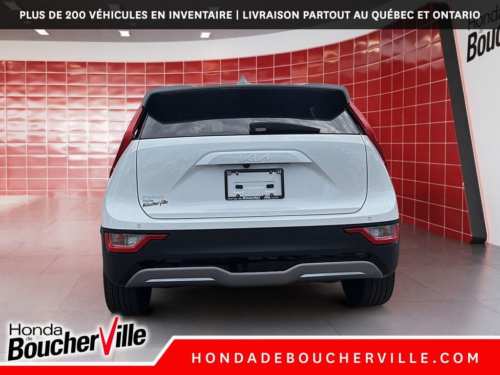 2023 Kia Niro EV PREMIUM in Terrebonne, Quebec - 7 - w1024h768px