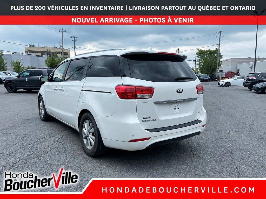 Kia Sedona LX 2016 à Terrebonne, Québec - 13 - w1024h768px