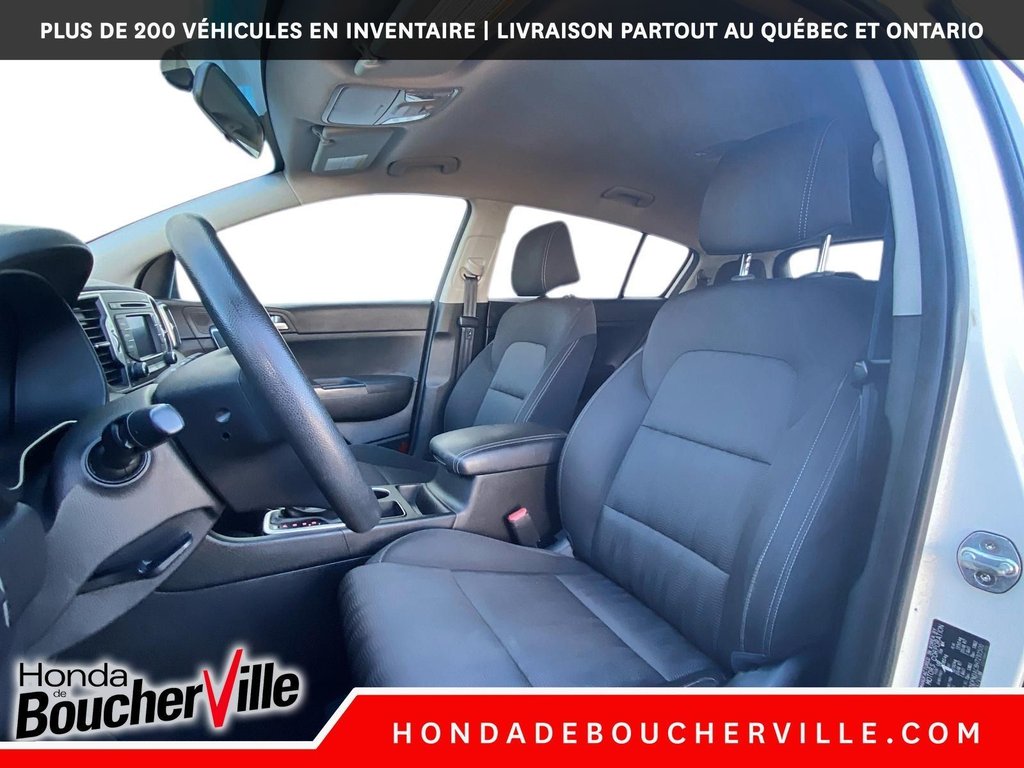 2017 Kia Sportage LX in Terrebonne, Quebec - 15 - w1024h768px